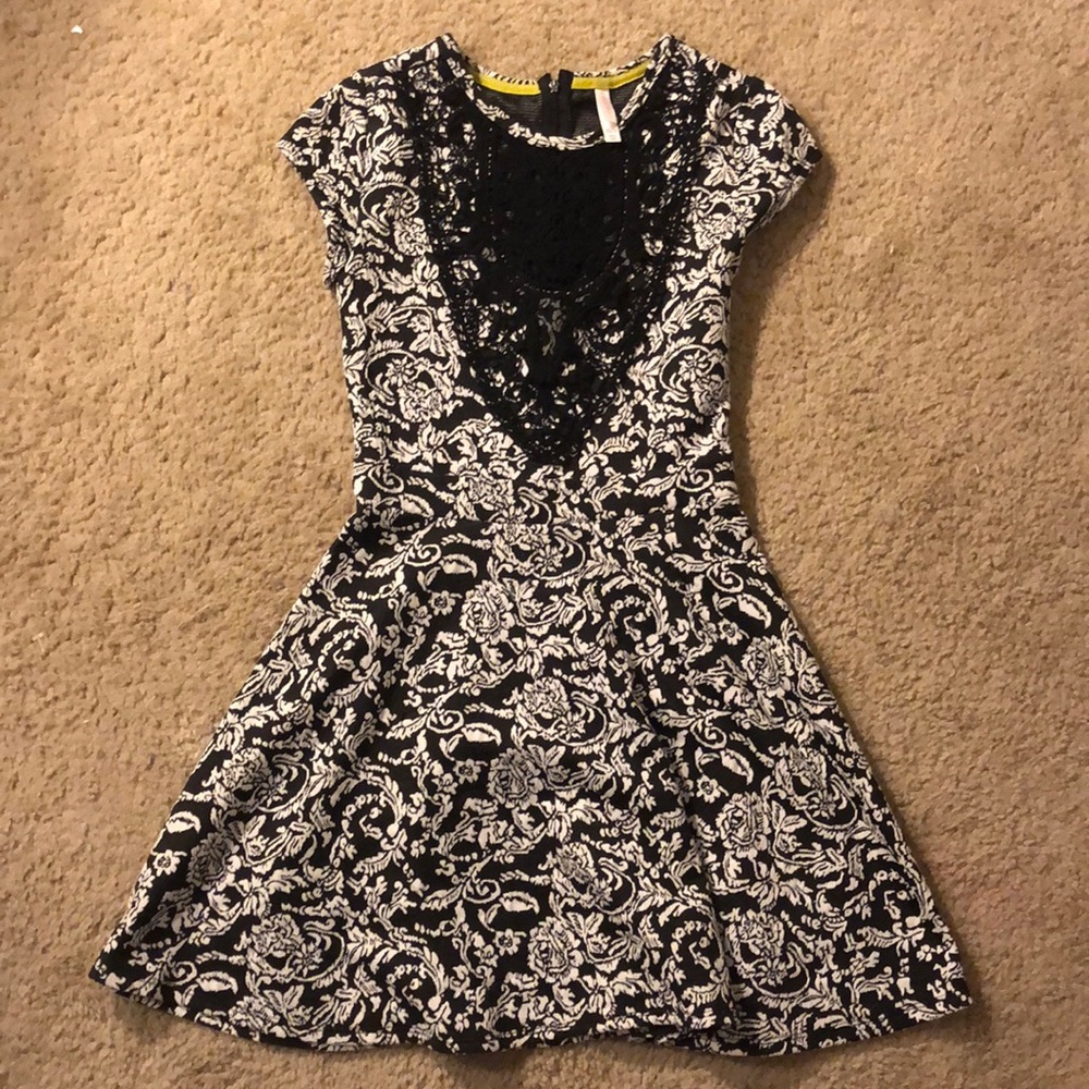 Black and white dress